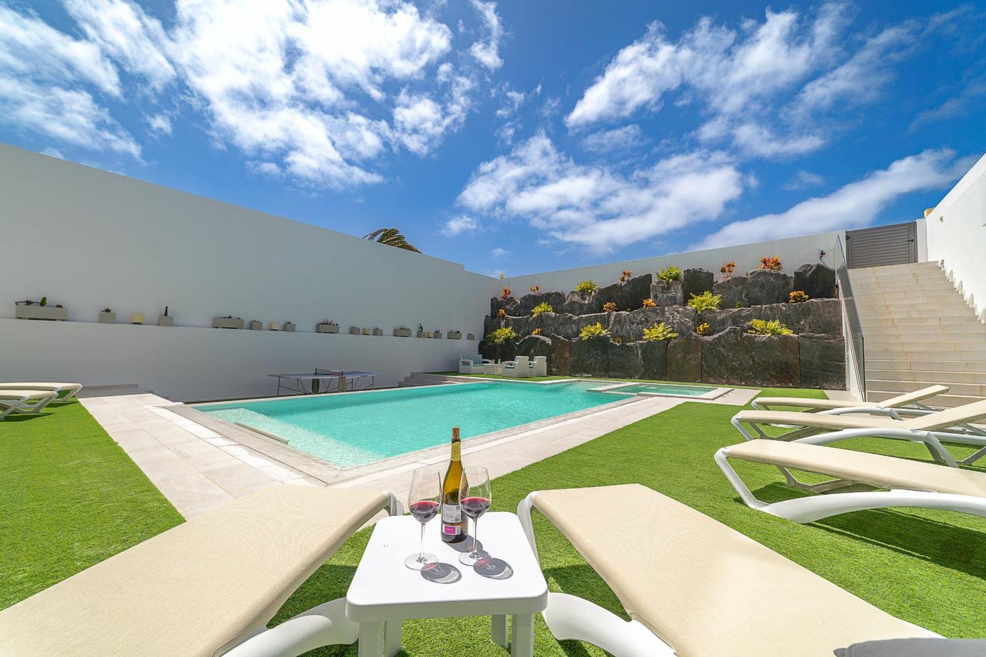 Villa Monarca Таиче Экстерьер фото
